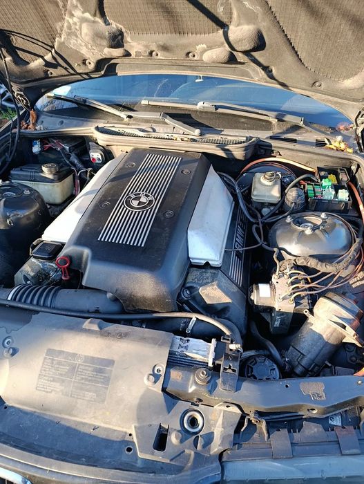 BMW Seria 3 BMW E36 v8