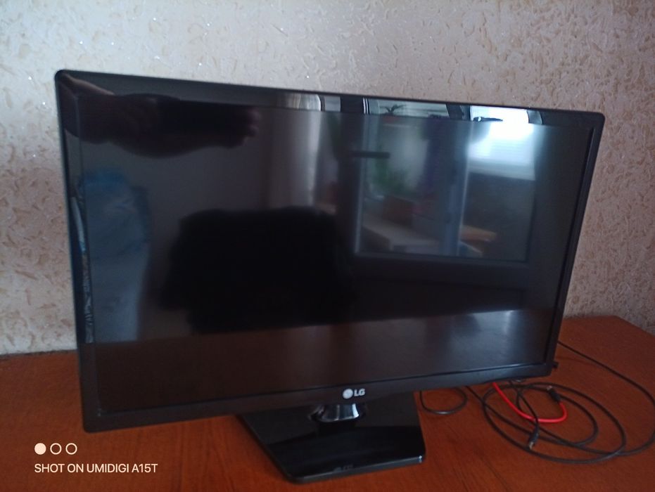 Телевизор - монитор LG 24 дюйма.