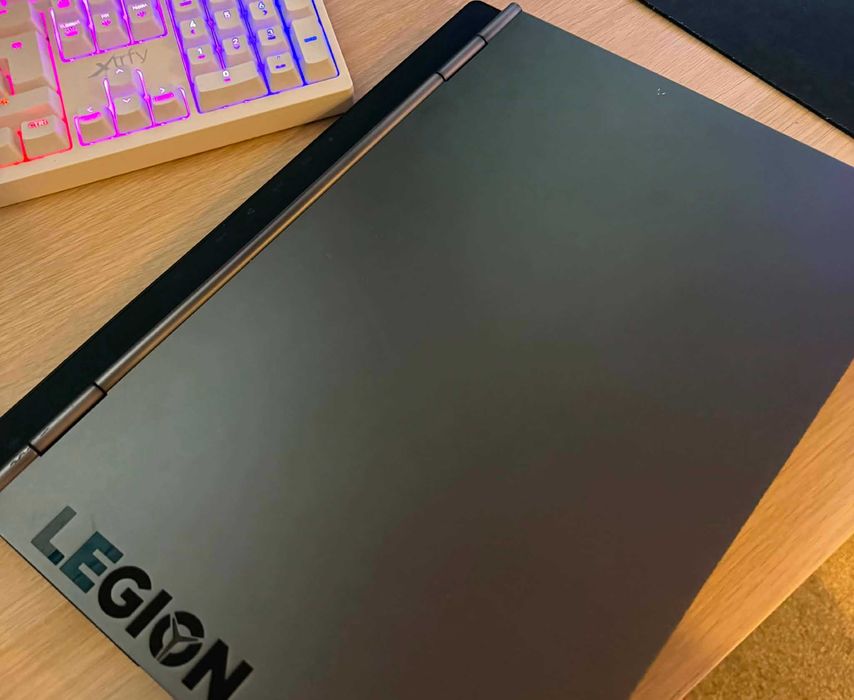 Portátil Lenovo Legion Y740-15ICHg