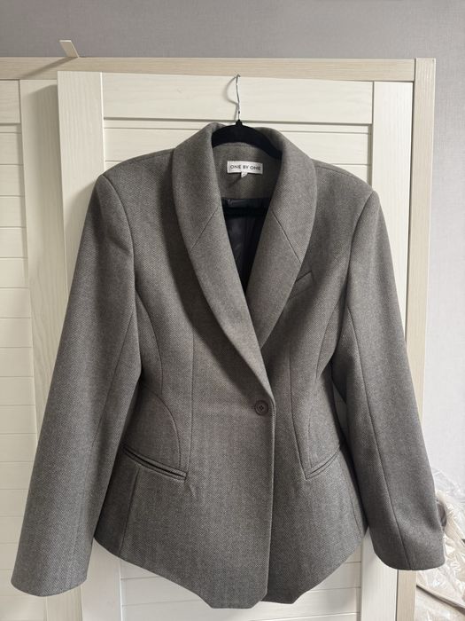 Пальто,від украінського бренду,one by one,нове