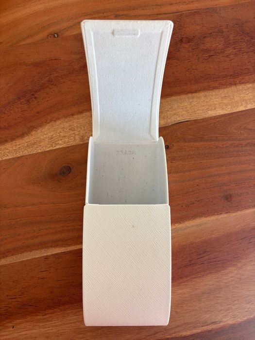 Óculos de Sol Prada Symbole