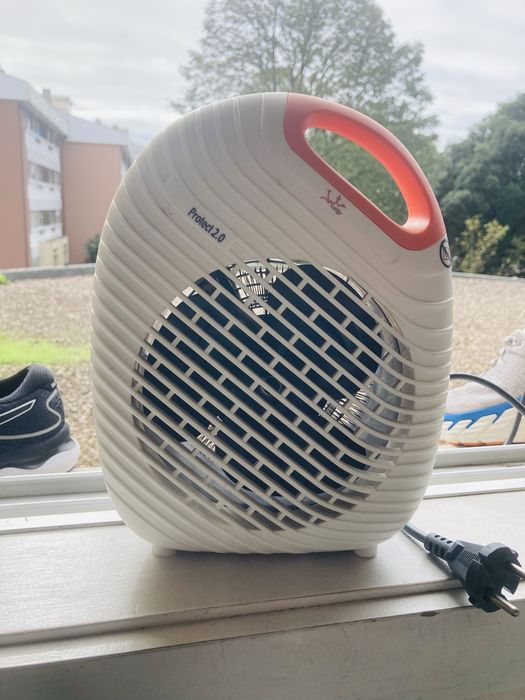 Termoventilador Vertical Protect 2.0 Jata 2000w