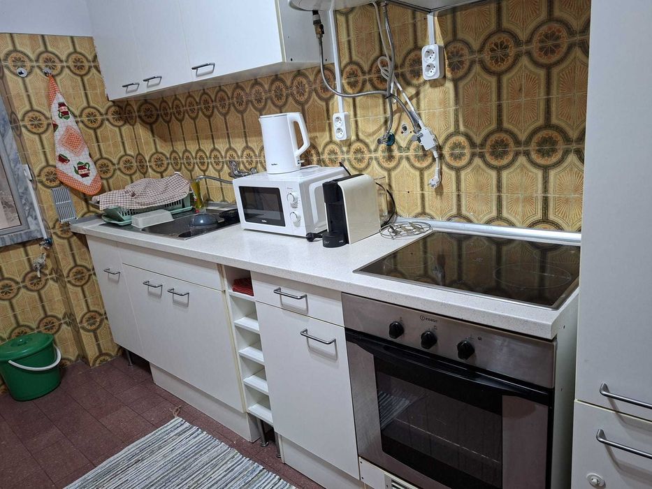 Quarto Feijo; Almada, perto do metro