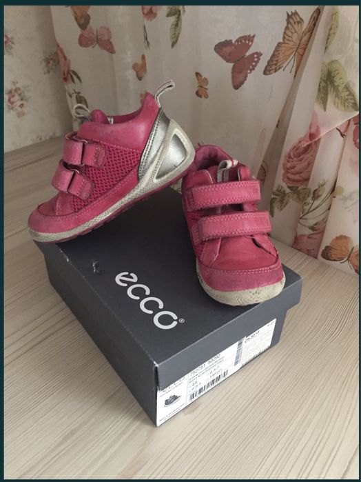 Кросівки Ecco 23 розмір, малинового кольору