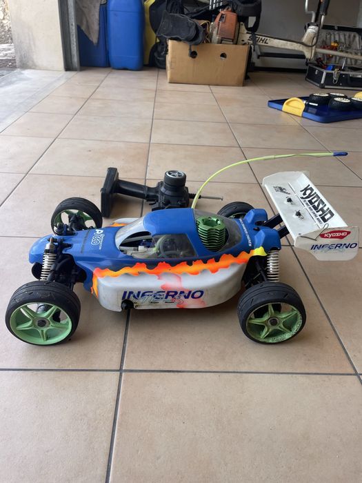 Carro RC 1:8 kyosho inferno MP6 novo