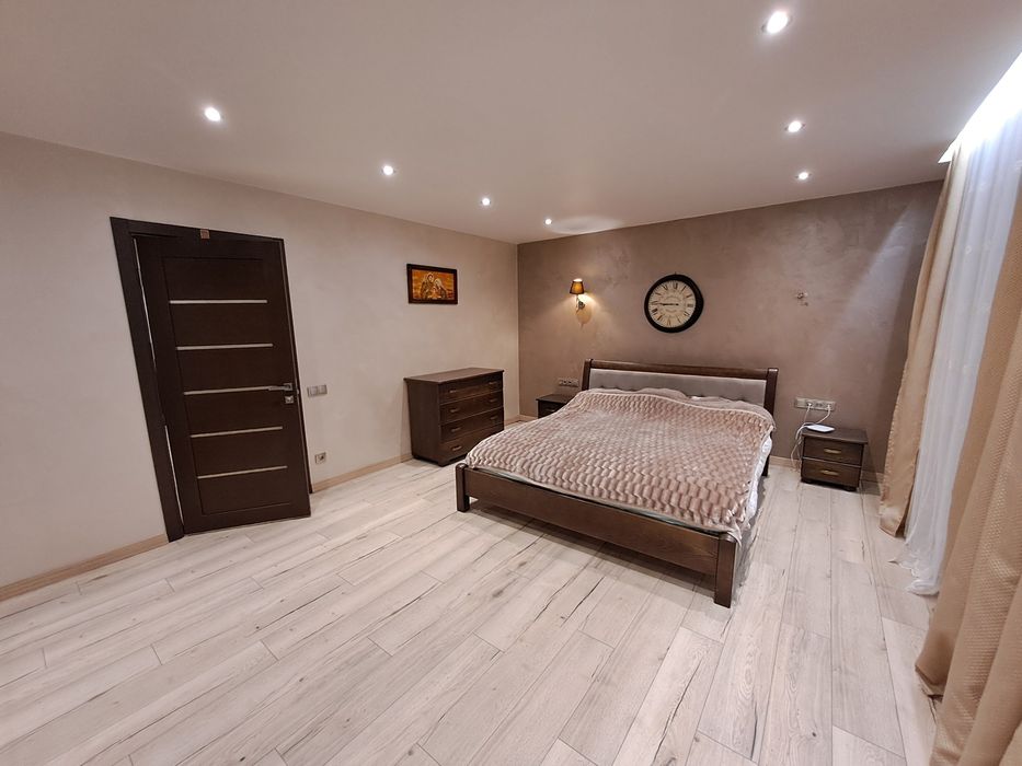 Продаж котеджу в с.Байківці, пров.Б.Хмельницького / Тернопільський р-н