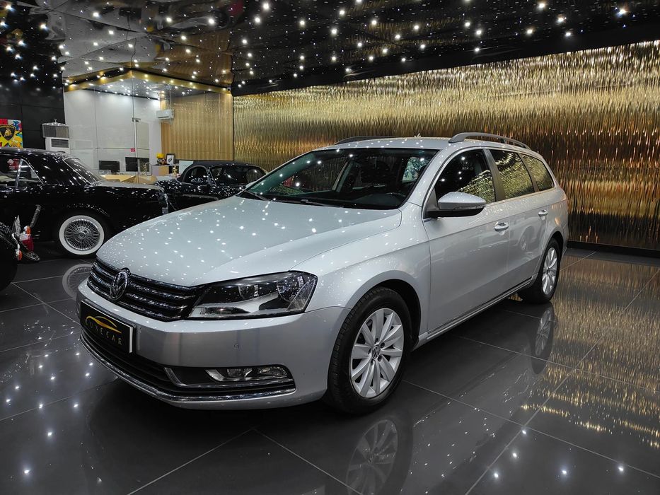 VW Passat Variant 1.6 TDI Confortline Navig