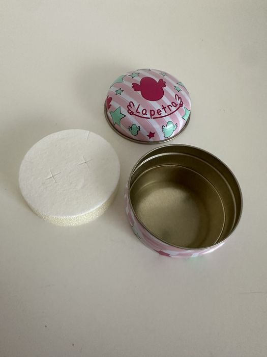 Caixa de metal - La petra