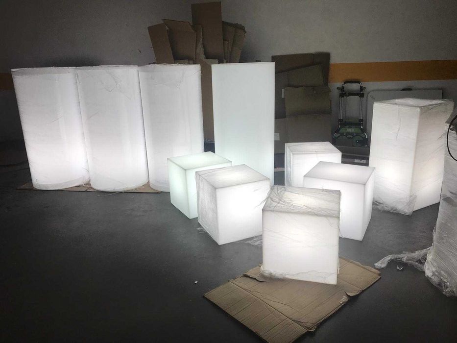 Mesas com iluminação