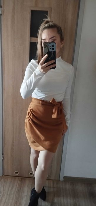 Spódnica r. 36 ŚLICZNA