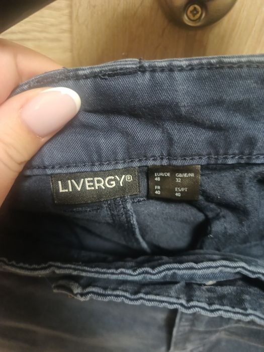 Męskie klasyczne materiałowe granatowe spodnie chinosy Smart casual
