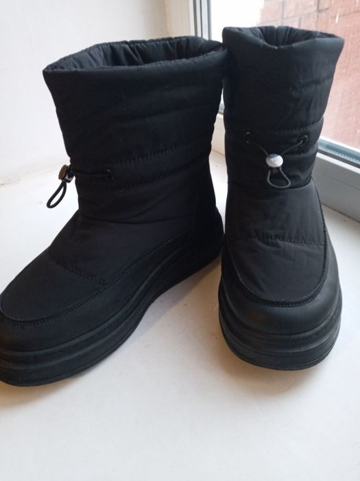 Зимние ботинки