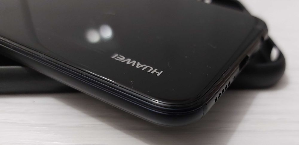 Huawei P20 Lite w bardzo dobrym stanie Dual SIM !!!