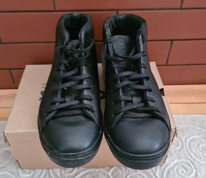 Демісезонні шкіряні черевики Kersi