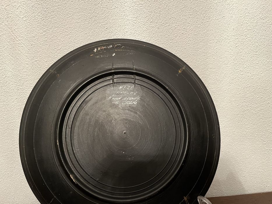 Hand-painted ceramic plate457923883498229763