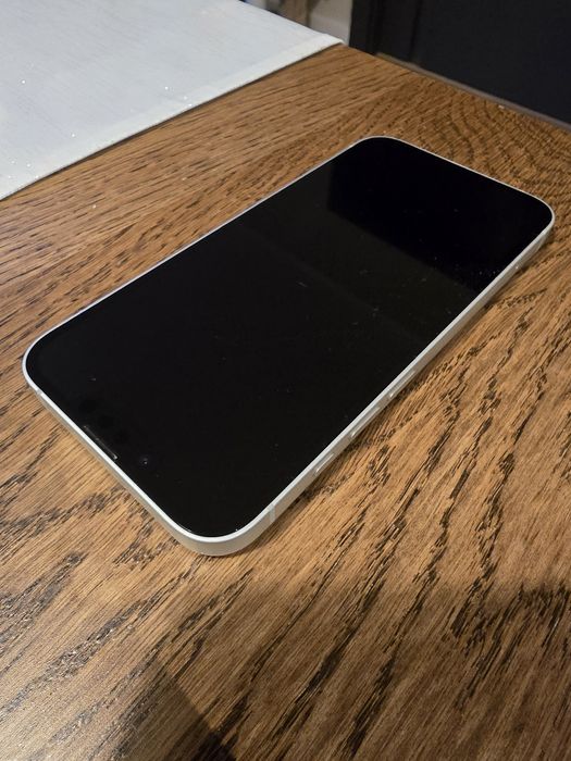 Iphone 16e 128gb gwarancja bateria 100%