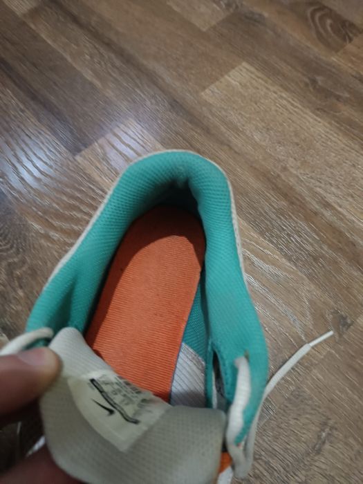 Кросівки  Nike Air Max TR 2K12