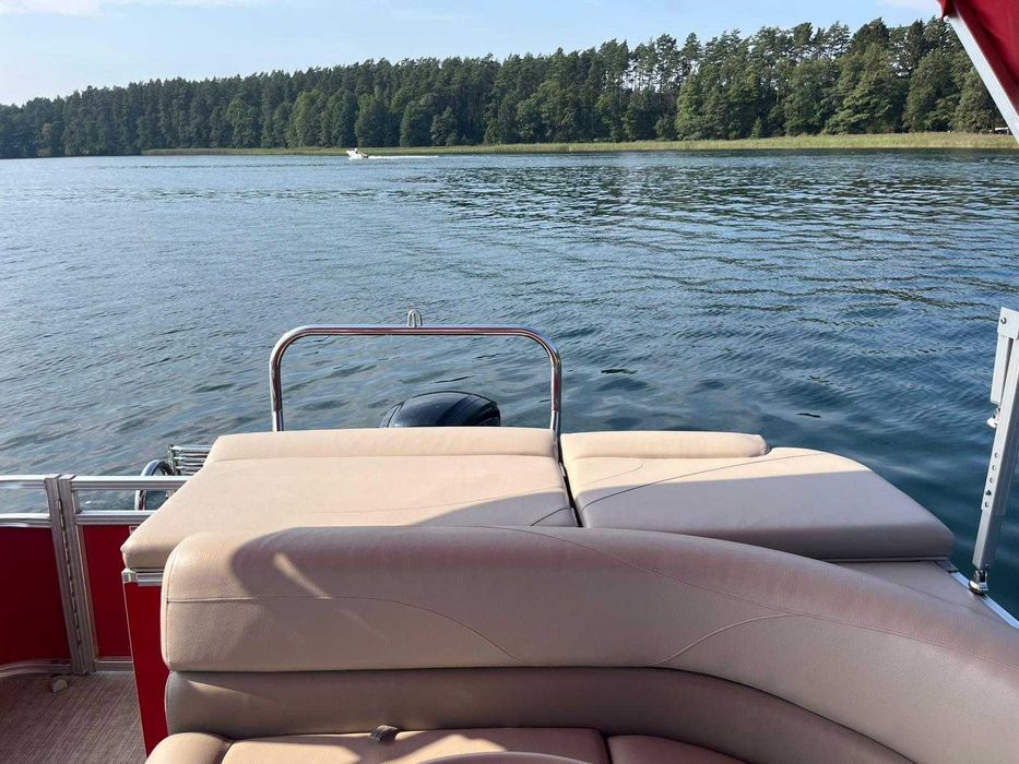 KATAMARAN /łódz motorowa AVALON 22