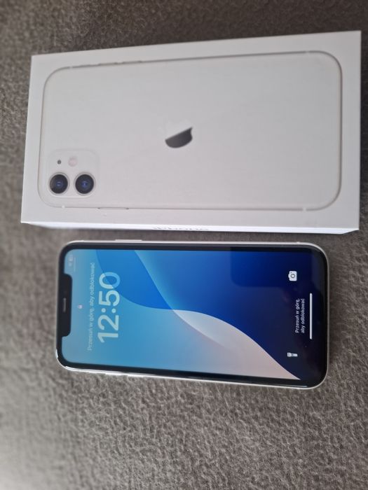 IPhone 11 biały  64 gb