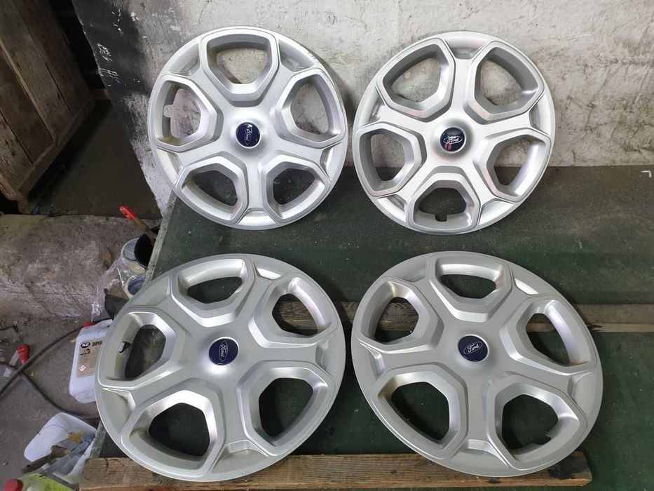 Kołpaki oryginalne Ford R17
