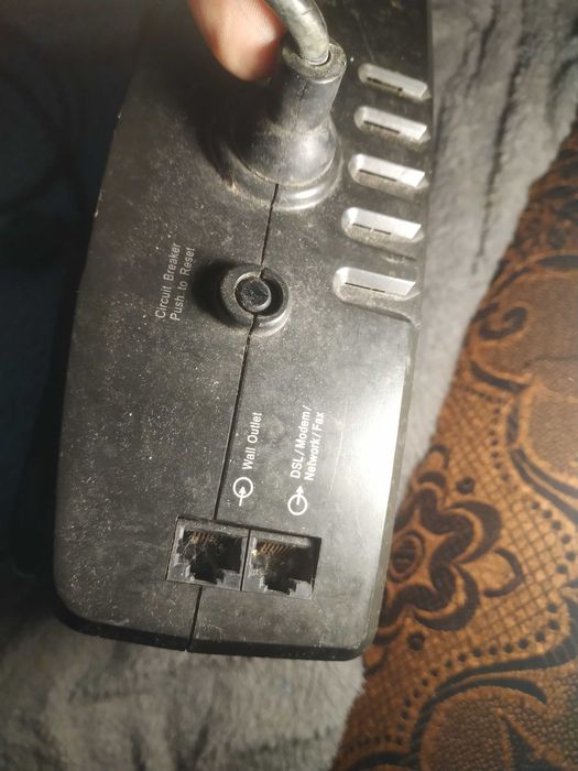 Бесперебойник apc back-ups es 400