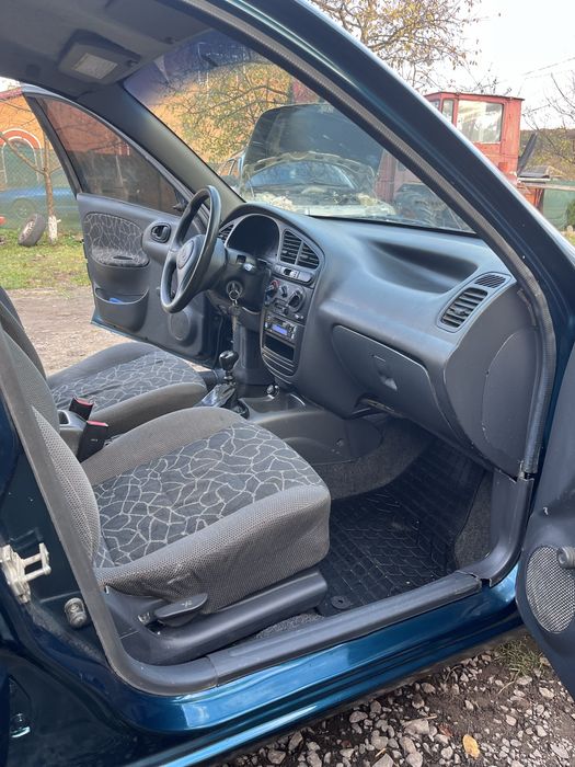 Продаю автомобіль Daewoo sens