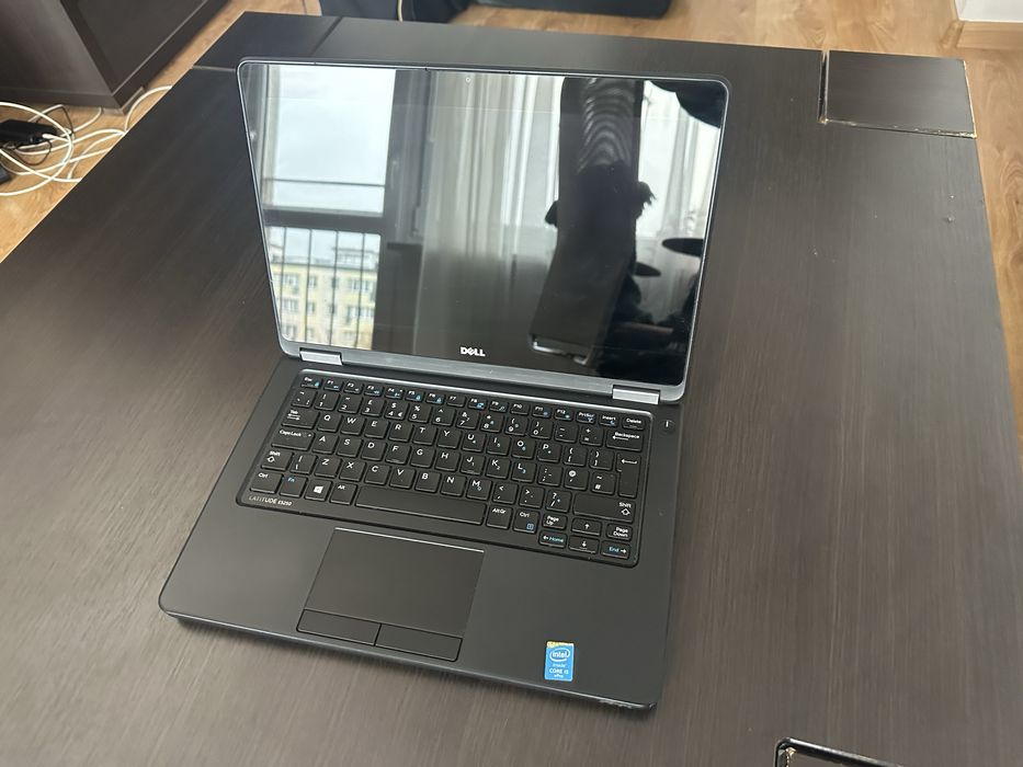 Dell e5250, 16GB ram, 240GB SSD, matryca dotykowa full hd ips, sprawny