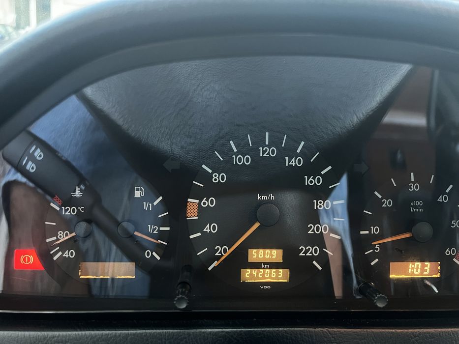 Mercedes C200 1993