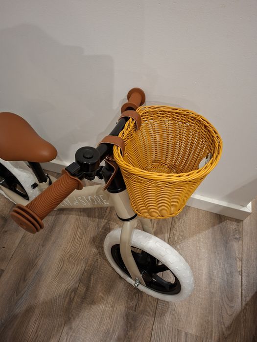 Bicicleta de equilíbrio 3-6 anos Nova