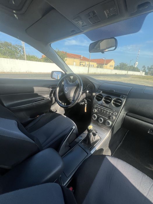 Carrinha Mazda 2003 Bom estado
