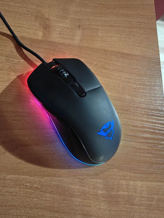 Myszka gamingowa, podświetlana