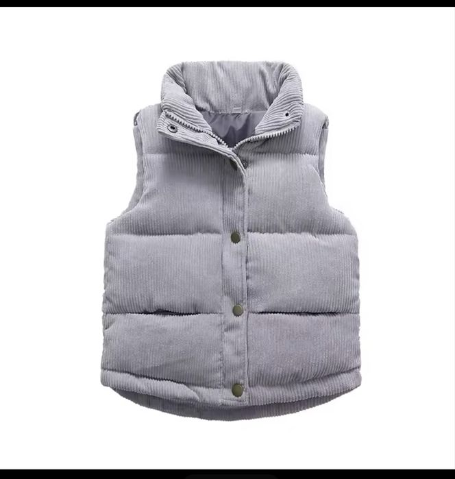 Жилетка детская , новая