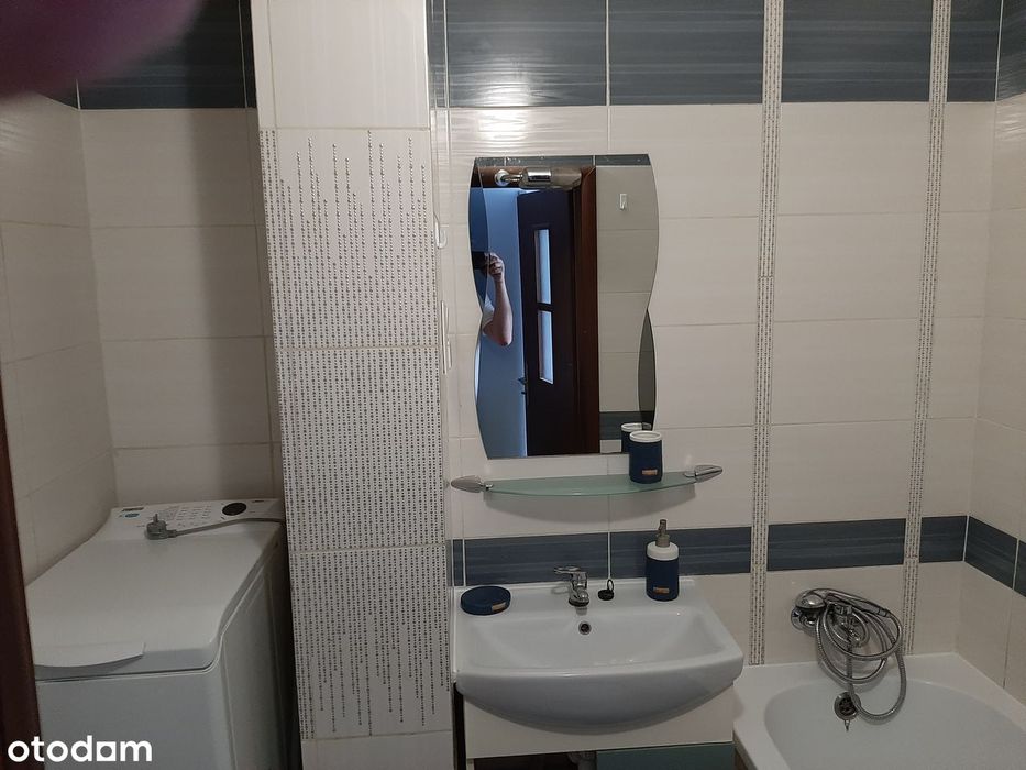 Wynajmę słoneczną kawalerkę na Os. Kaliny 39 niski czynsz 360zł