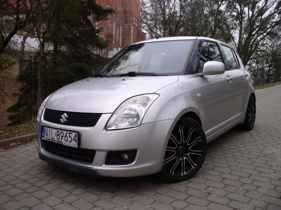 Suzuki Swift 1.5 102KM*Comfort*Klimatyzacja*ALU17*Keyless*GrzaneSiedzenia*SerwisASO