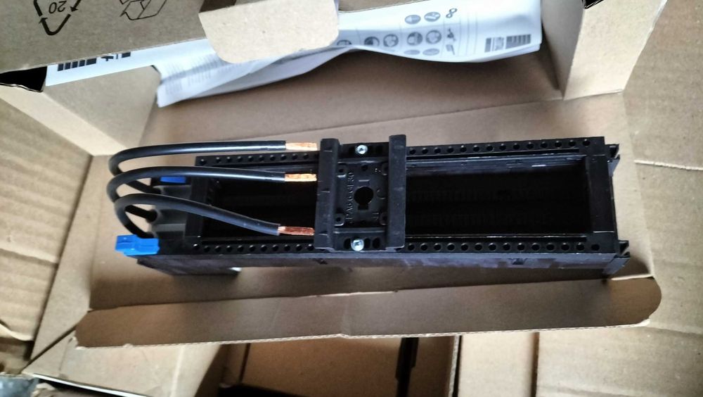 Adapter OM z przewodami przyłączeniowymi 9340.340