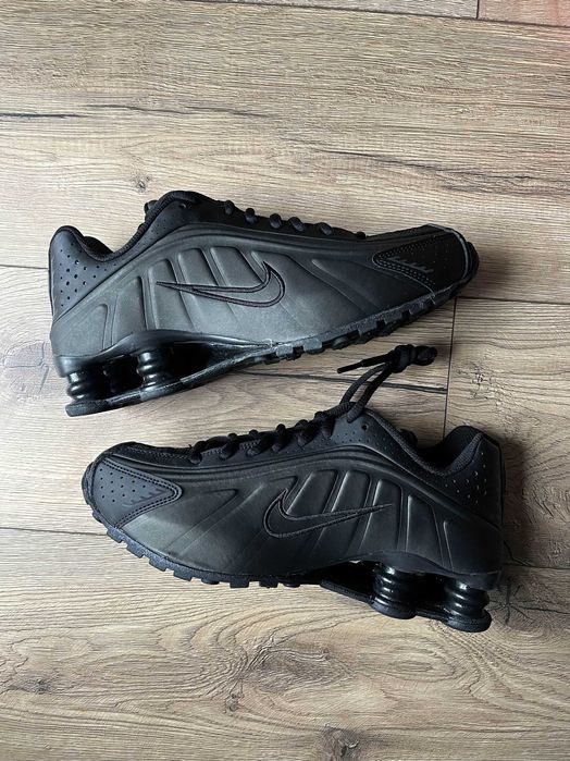 buty Nike Shox R4 Black GS r. 38.5 czarne - NOWE ORYGINALNE