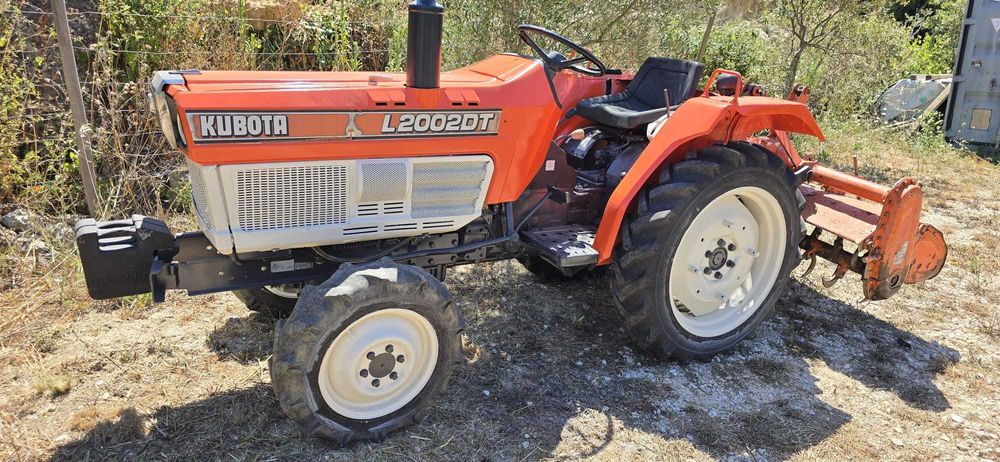 Trator Kubota 4x4 L2002DT