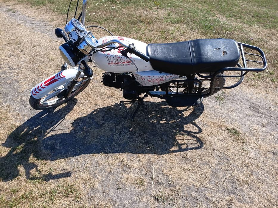 Продам мотоцикл спарк 110