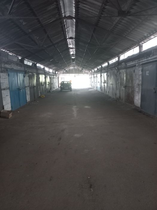 Продам капитальный гараж Днепр Солнечный