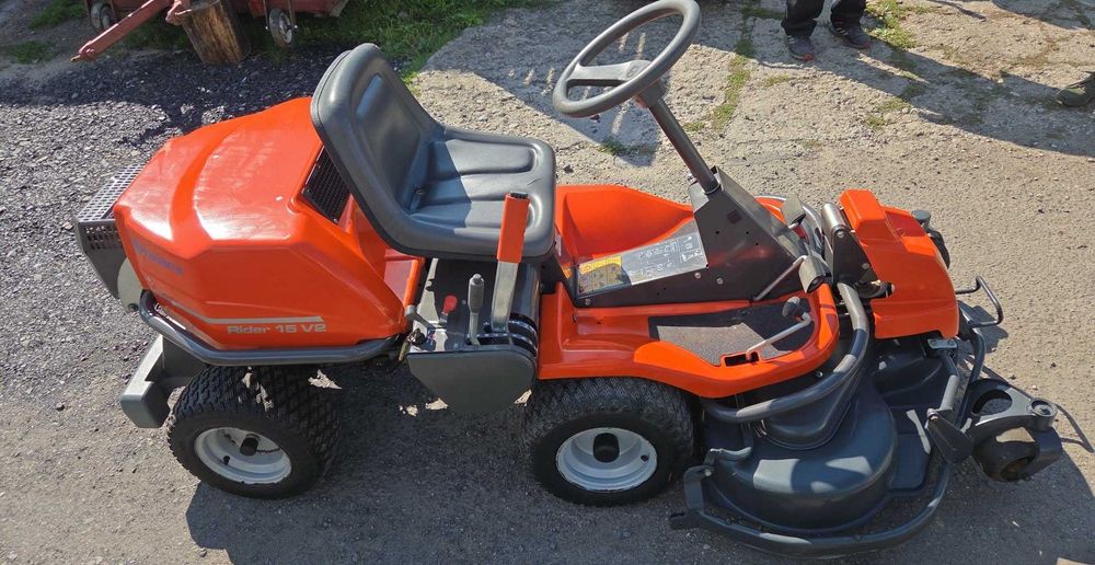 Traktorek, Kosiarka Husqvarna Rider R15V2