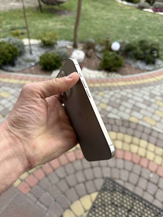 Iphone 15 pro 256 gb