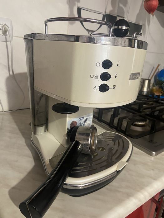 Кофемашина Delonghi