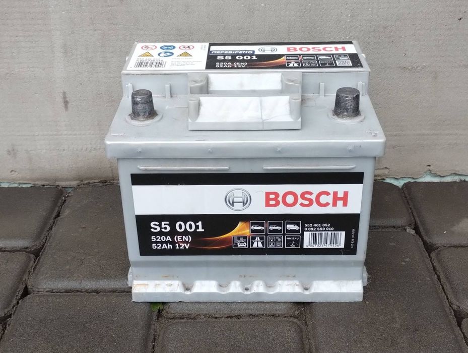Акумулятор BOSCH 12V 52Ah