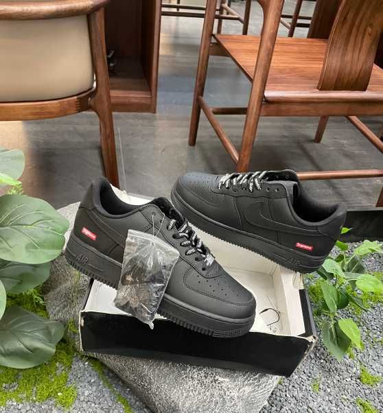 Nike Air force 1 Supreme Czarny rozmiar 42 Nowe