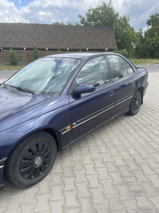Opel Omega 2.0 16v