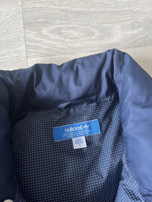 Granatowy bezrękawnik Adidas