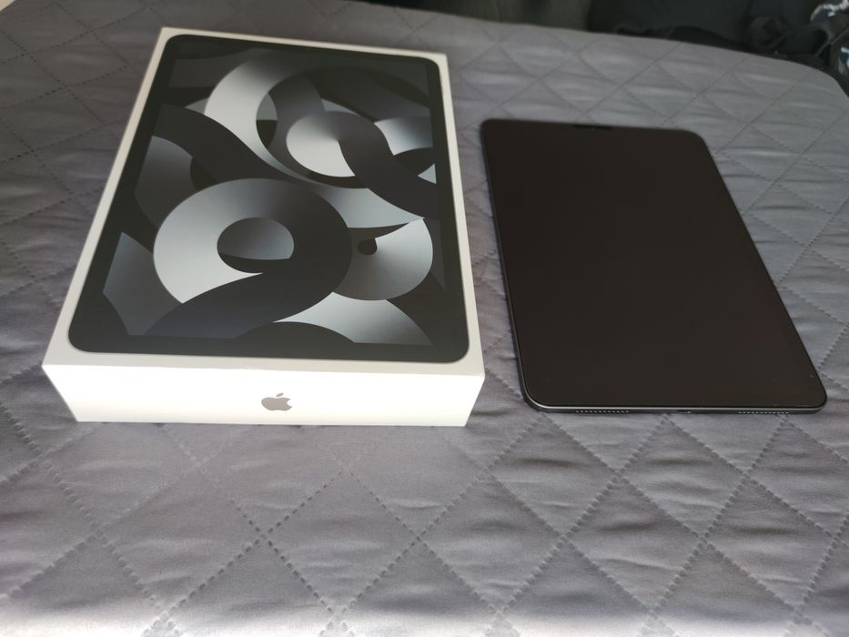 Apple iPad Air 2022 10.9" 64GB Wi-Fi