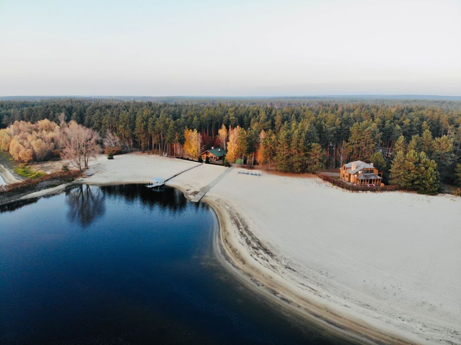 Продажа базы отдыха на берегу реки