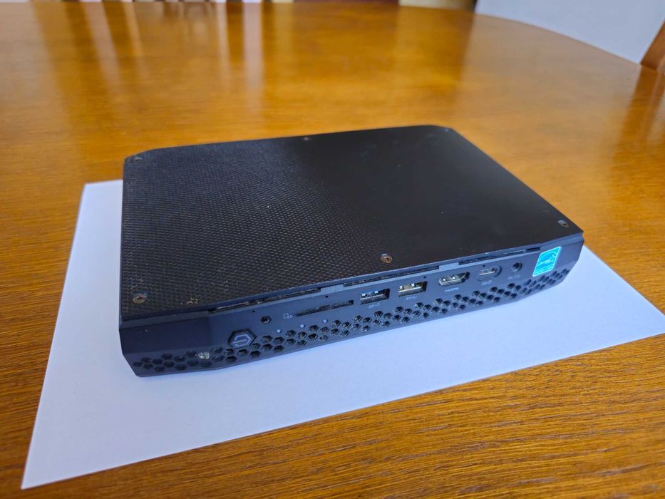 Komputer Gamingowy Intel NUCBi7HVK Mini PC