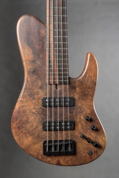 Gitara basowa MBasses Brooklyn 5